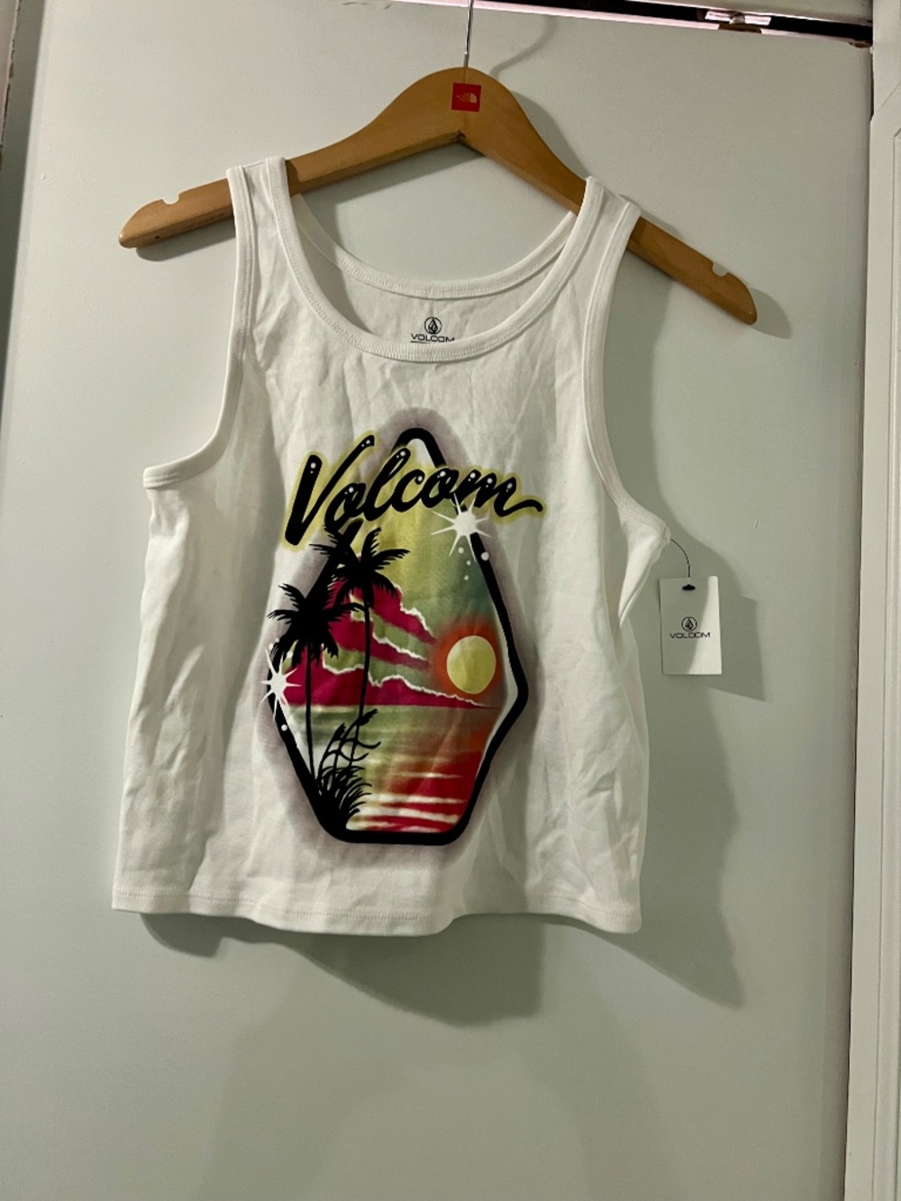 Volcom Tank Top - Picture 2 of 3